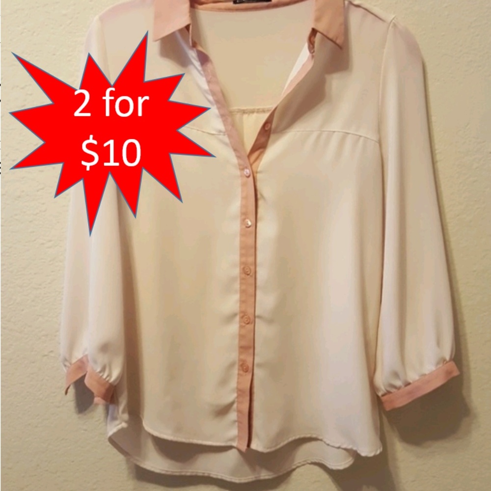⚘Cream colored blouse from Japan